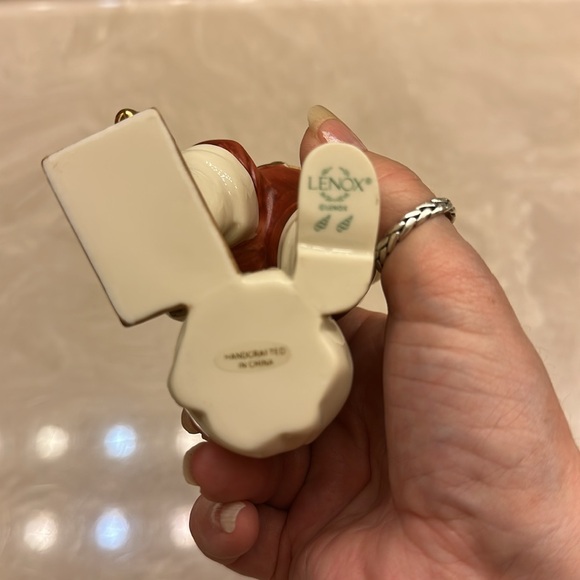 EUC Vintage Lenox Santa Figurine with Red and Gold Details - Picture 5 of 5